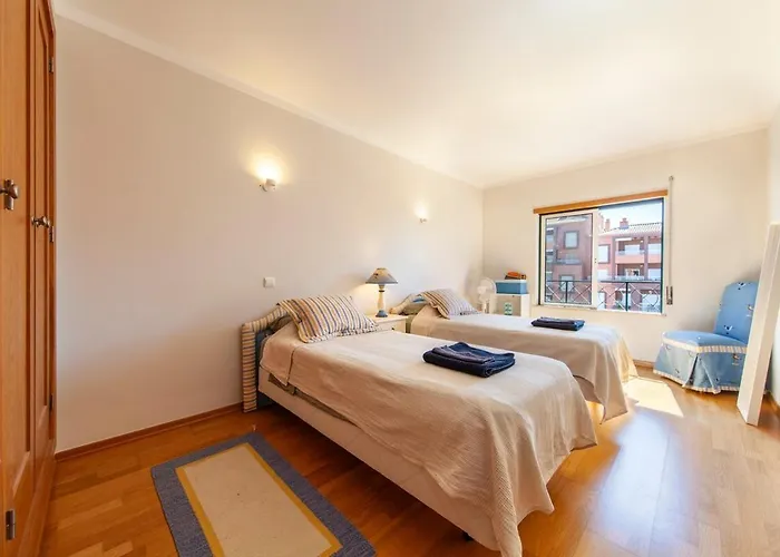 Apartamento Spacious With Seaviews Portimão