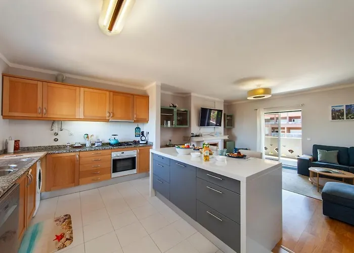 Spacious With Seaviews Apartamento